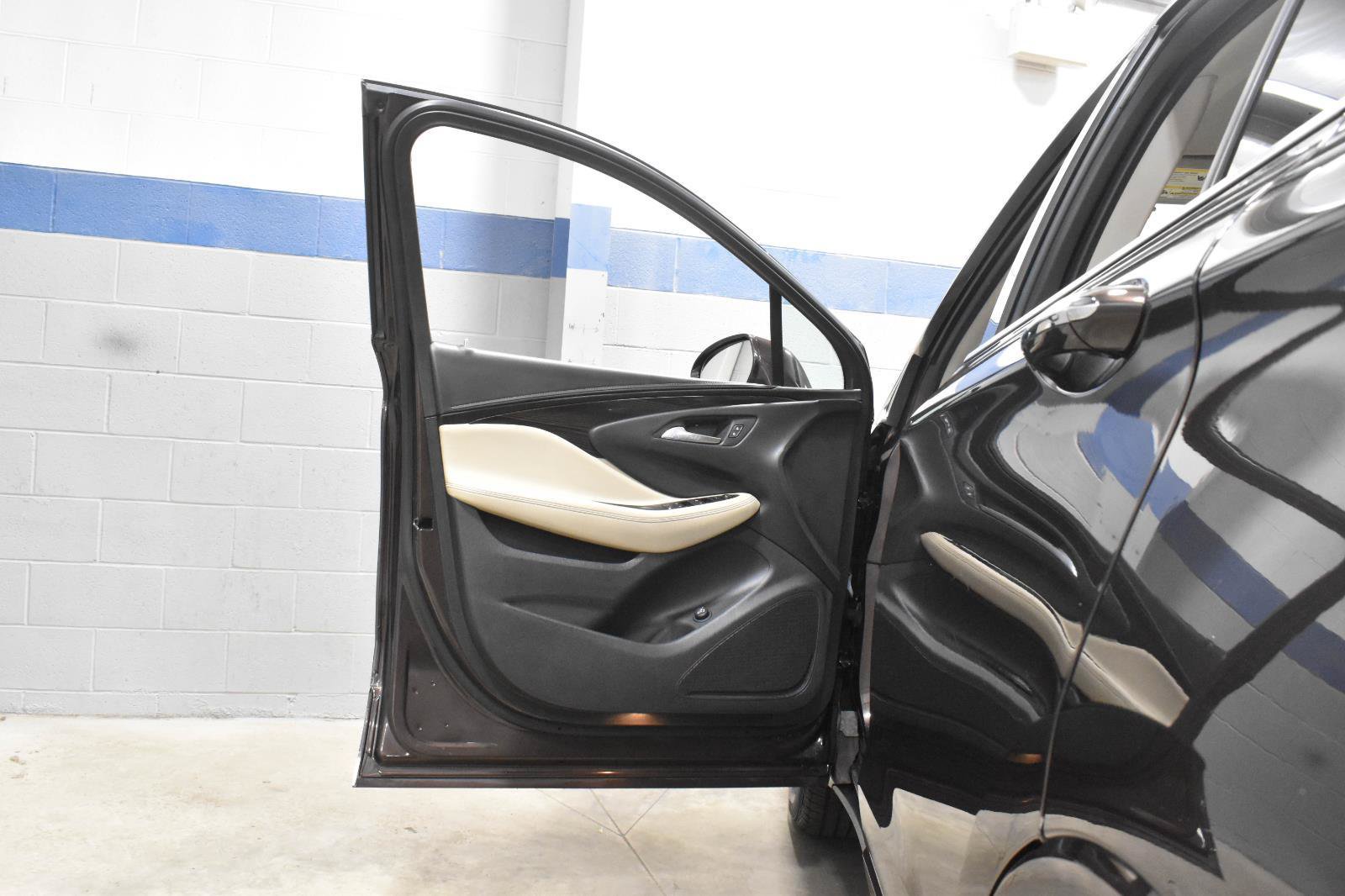 Used 2020 Buick Envision Preferred AWD/4WD image 11