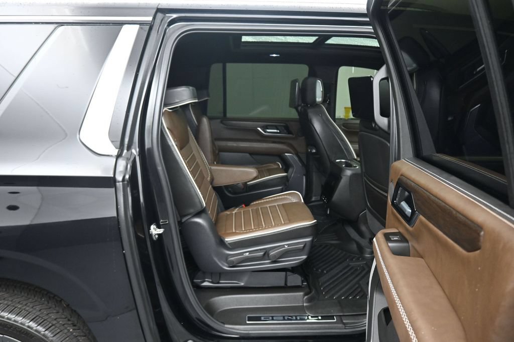 Used 2026 GMC Yukon XL Denali Ultimate AWD/4WD image 55
