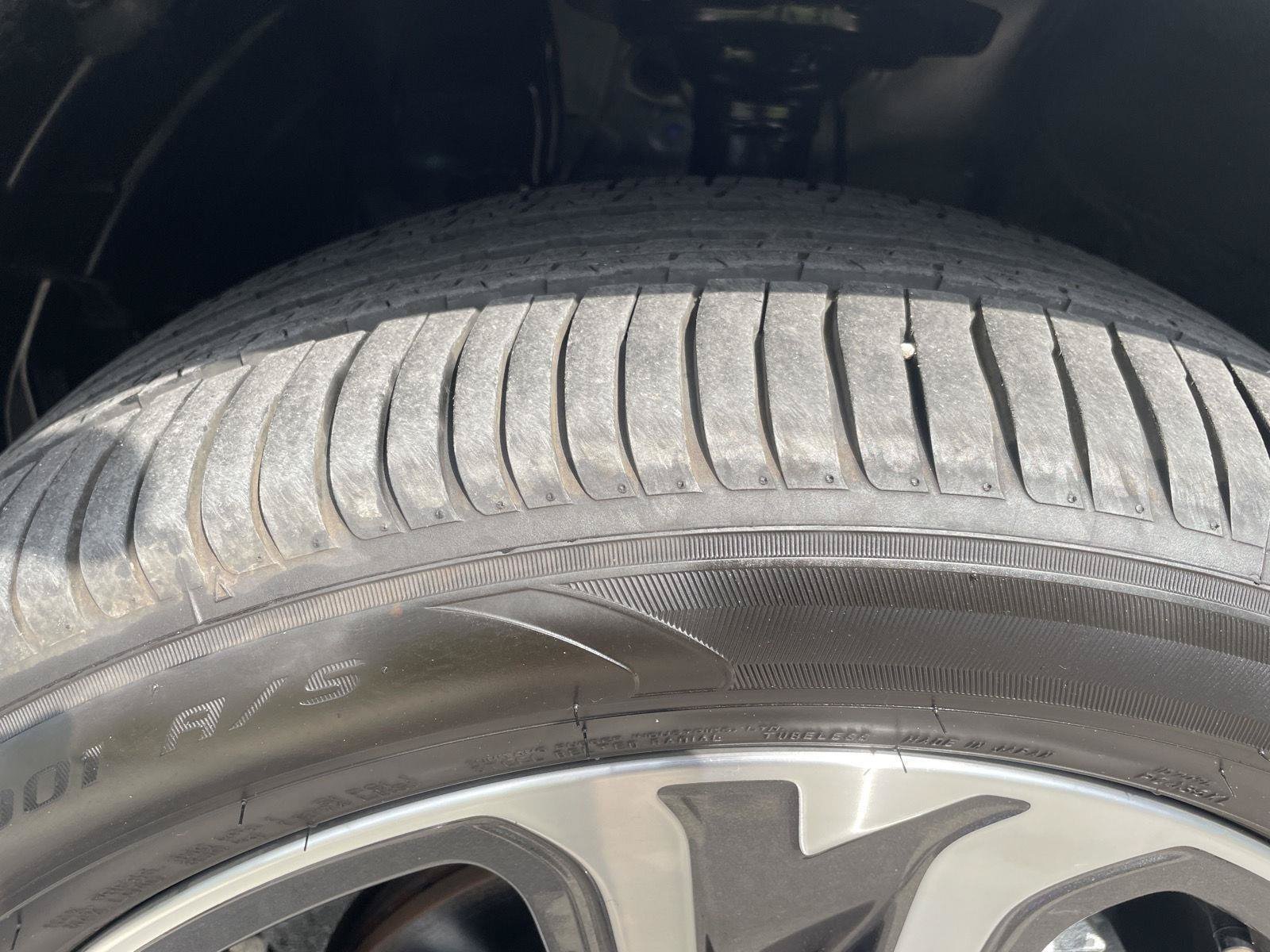Certified 2025 Subaru Ascent Limited AWD/4WD image 11