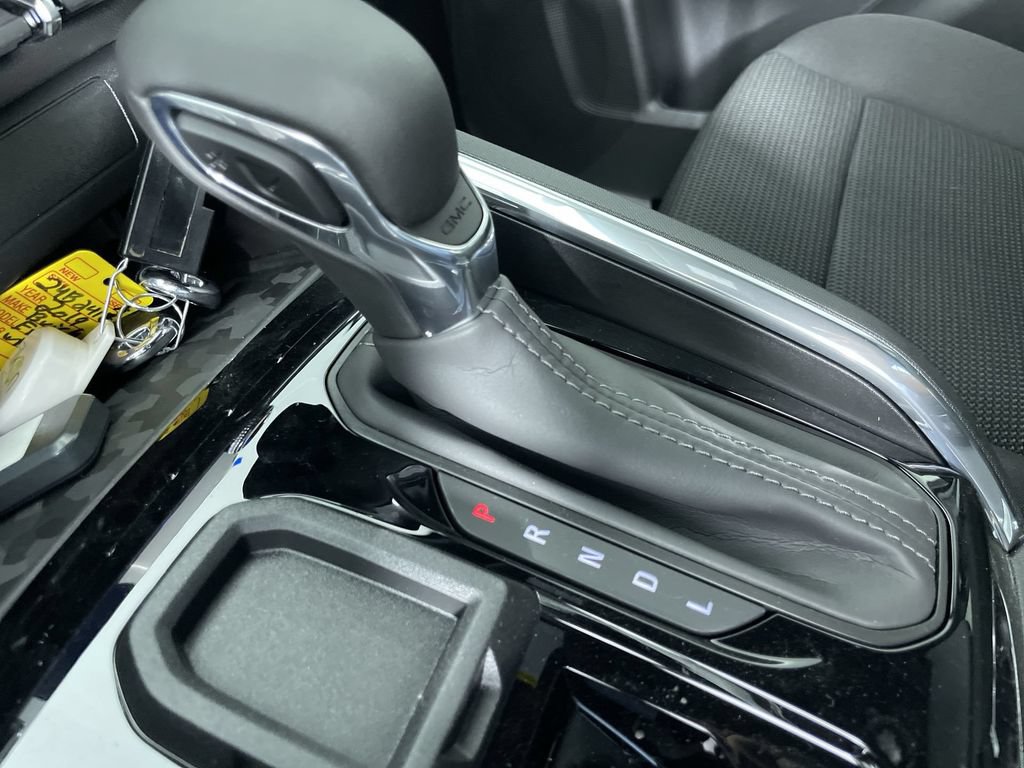 Used 2025 GMC Canyon Elevation RWD image 16