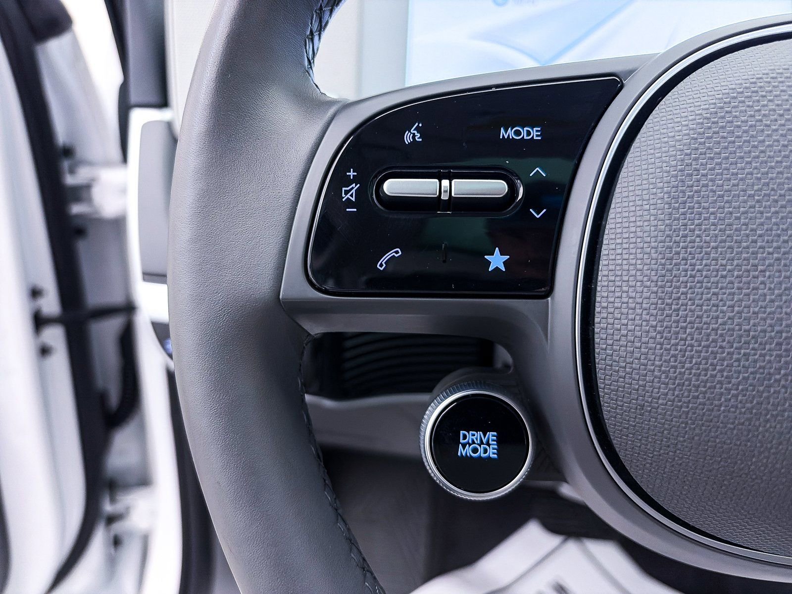 Used 2023 Hyundai Ioniq 5 Limited image 30