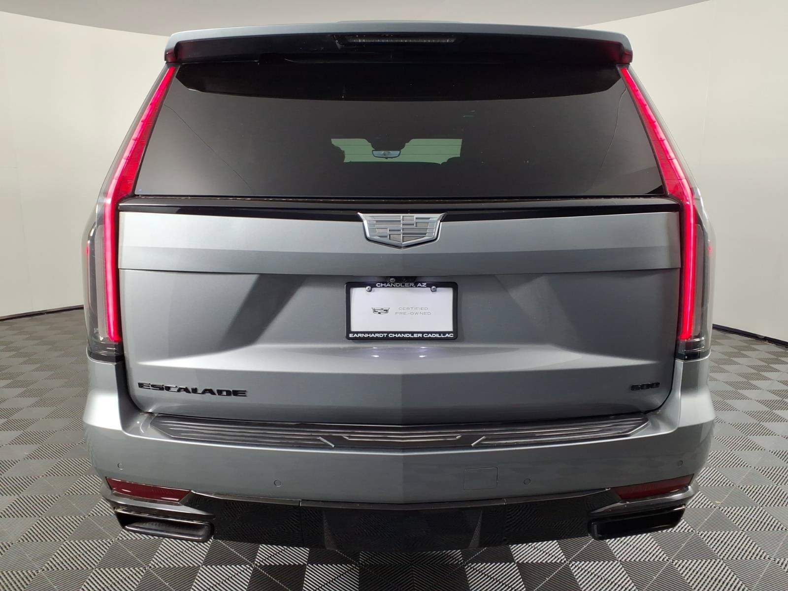 Certified 2023 Cadillac Escalade Sport Platinum w/ LPO, ONYX Package AWD/4WD image 5