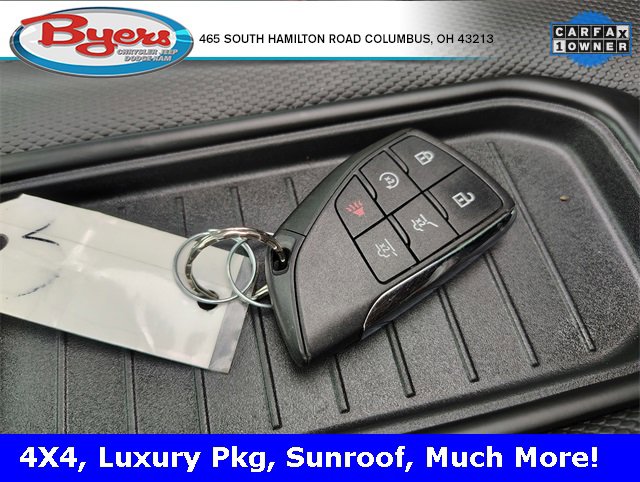 Used 2024 Chevrolet Suburban RST w/ Luxury Package image 27