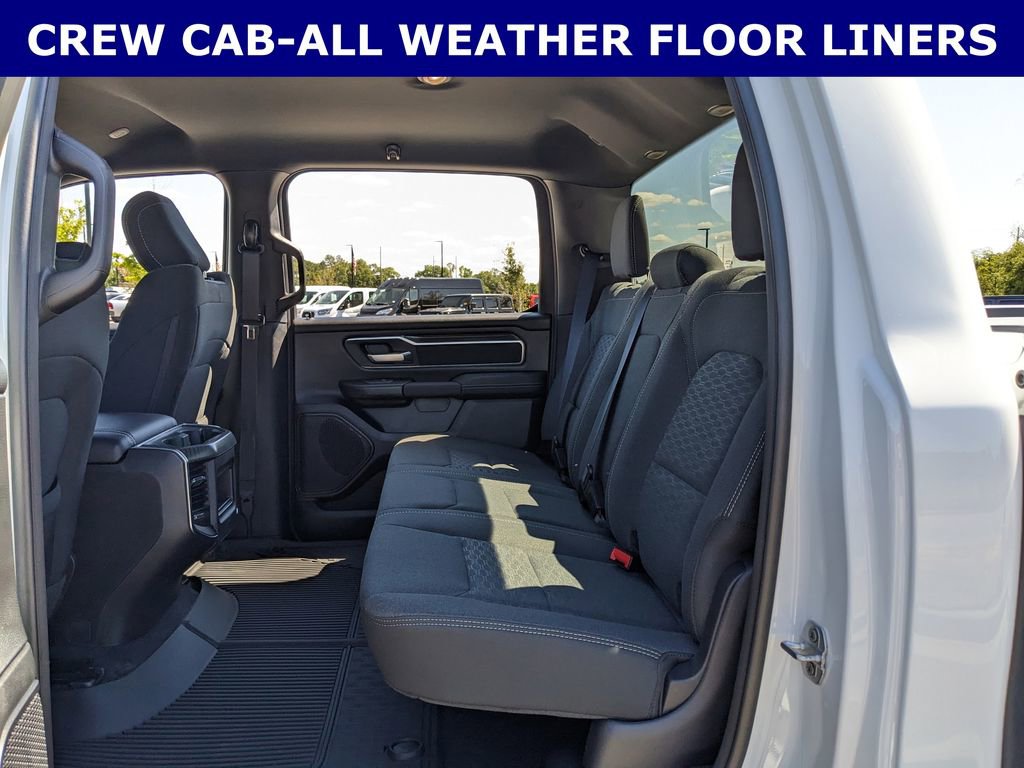 New 2026 RAM 1500 4x4 Crew Cab image 15
