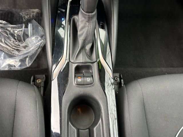 Used 2020 Toyota Corolla LE image 17