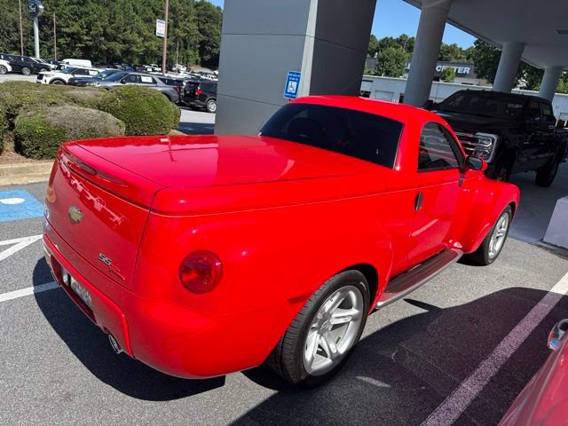 Used 2003 Chevrolet SSR w/ Preferred Equipment Group RWD image 4