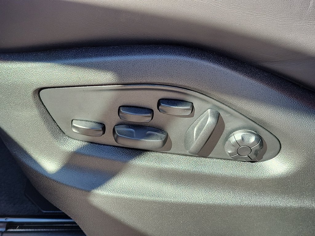 Certified 2026 Porsche Cayenne Coupe AWD/4WD image 28