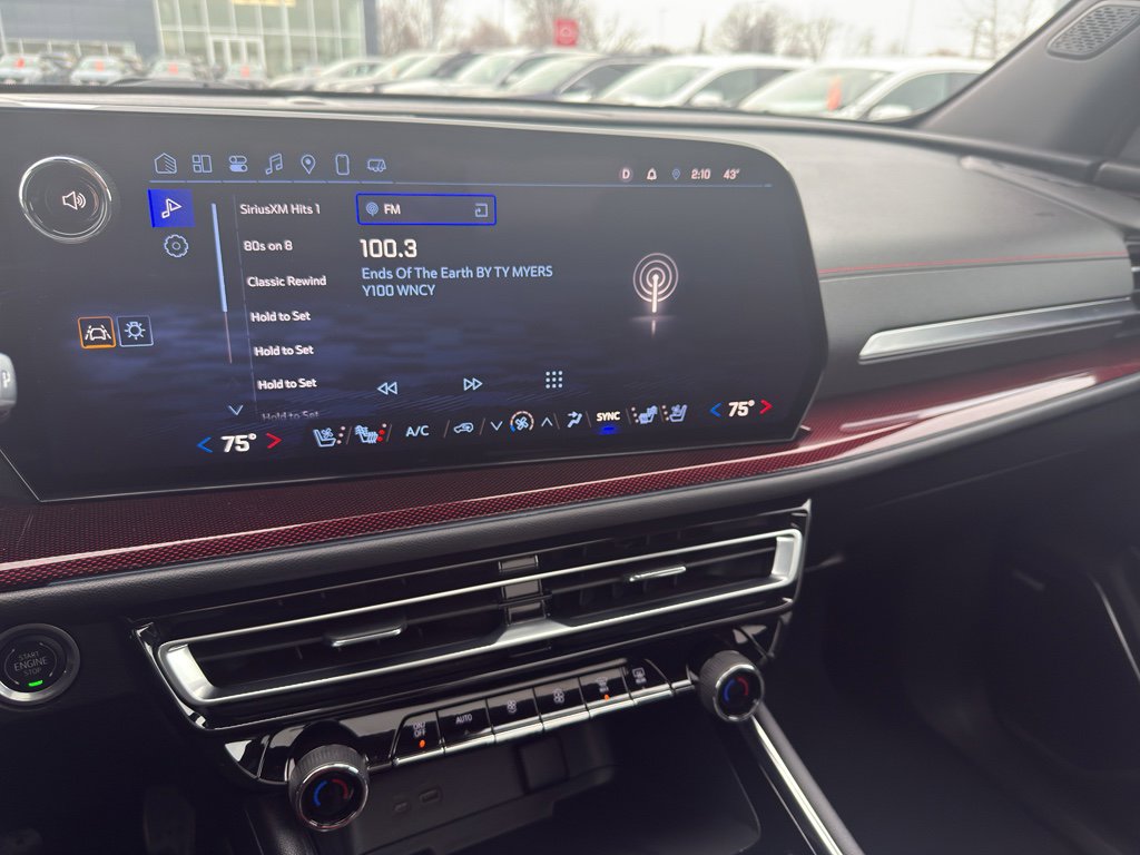 Used 2024 Chevrolet Traverse RS w/ LPO, Floor Liner Package image 22