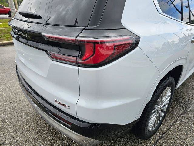 New 2026 GMC Acadia Denali w/ Super Cruise Package FWD image 13