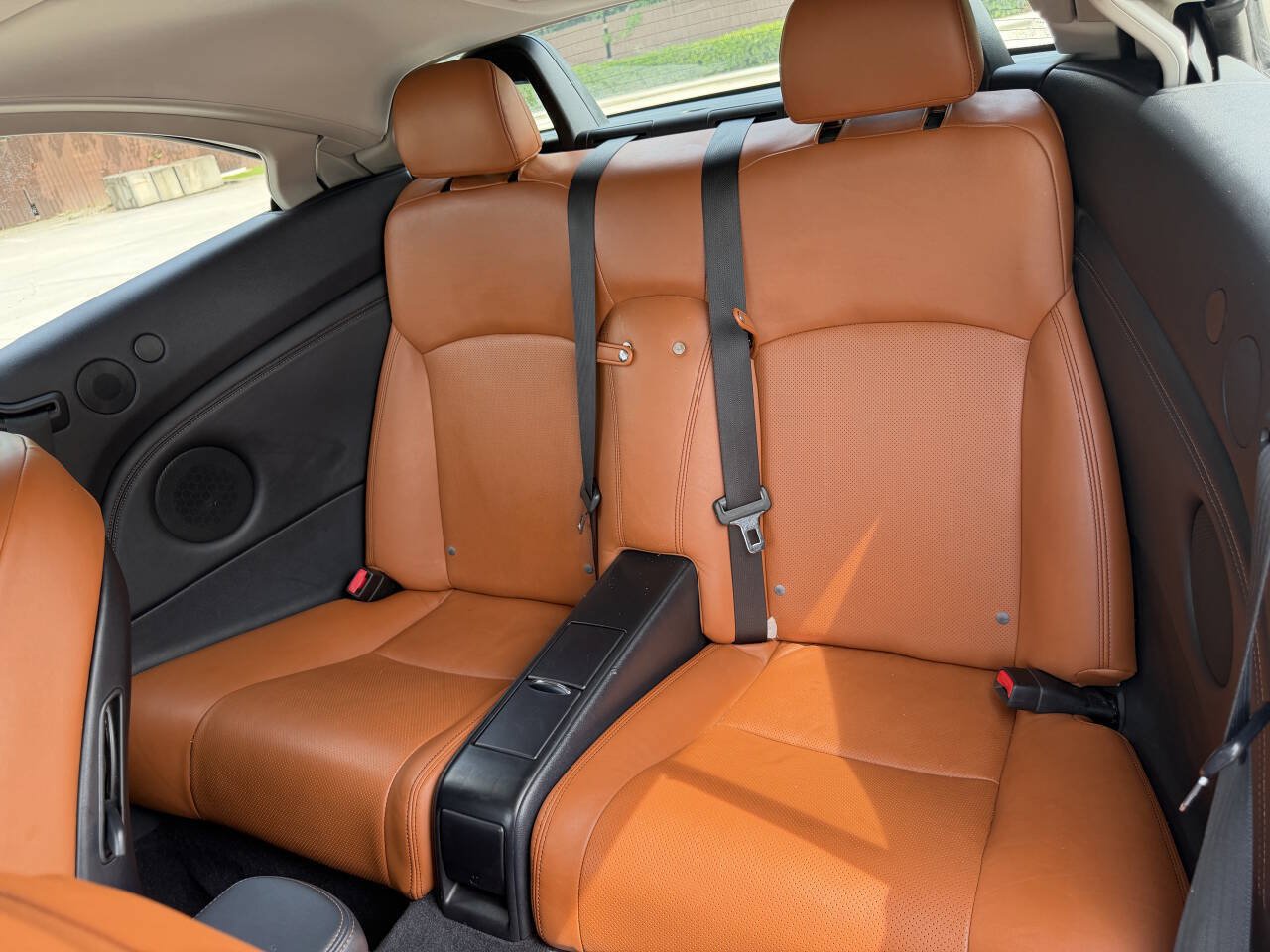 Used 2011 Lexus IS 250C w/ Luxury Pkg RWD image 8
