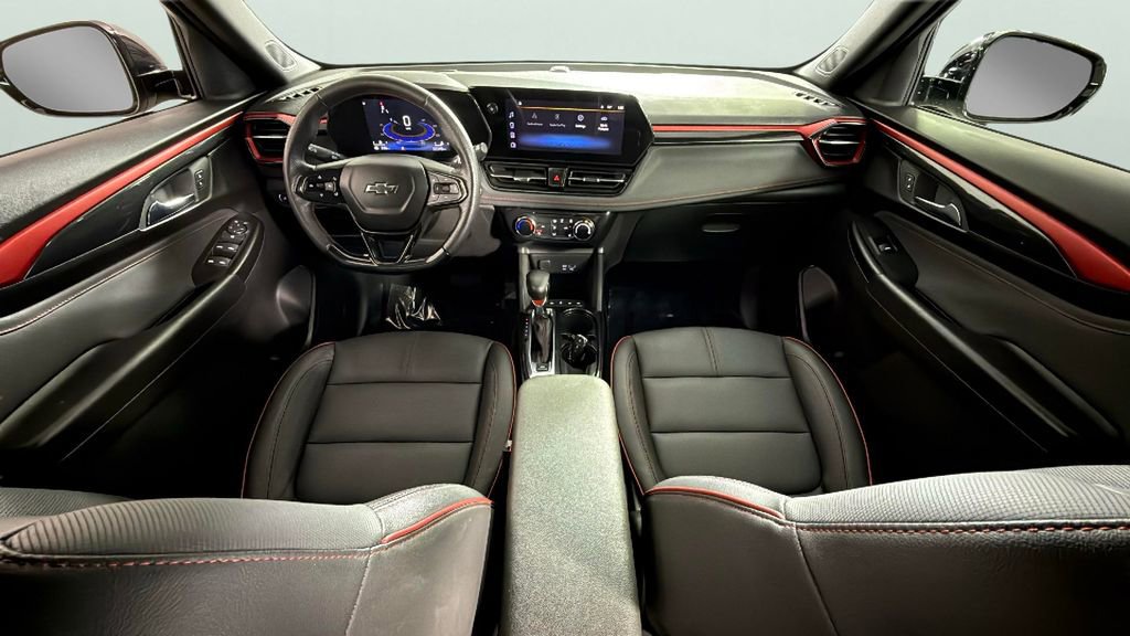 Certified 2024 Chevrolet TrailBlazer RS w/ Driver Confidence Package image 26