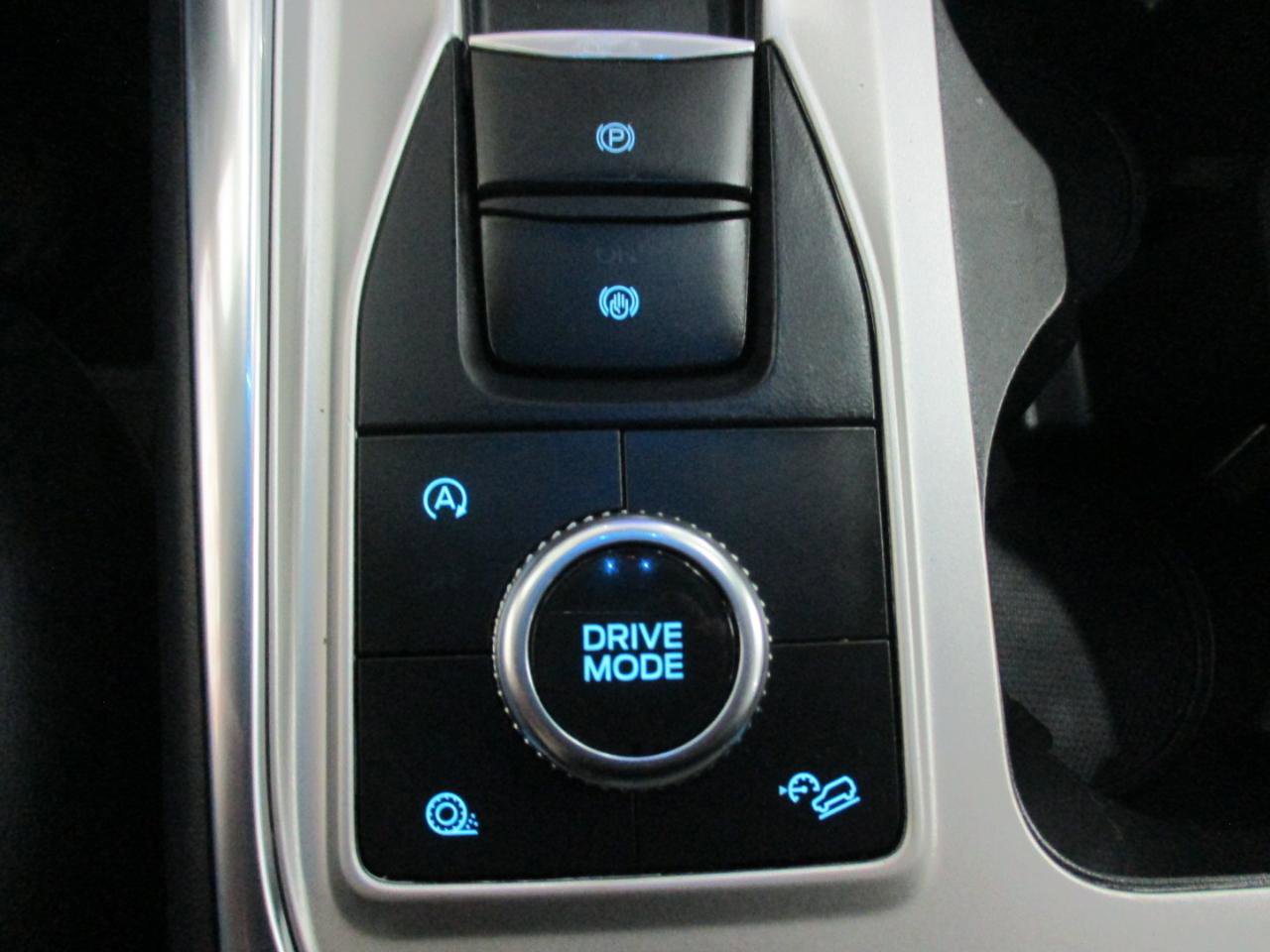 Used 2023 Ford Explorer XLT w/ Equipment Group 202A image 26