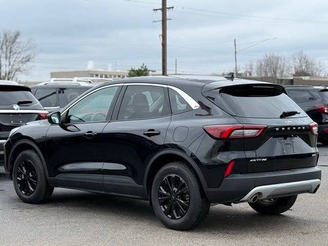 Certified 2024 Ford Escape Active AWD/4WD image 45