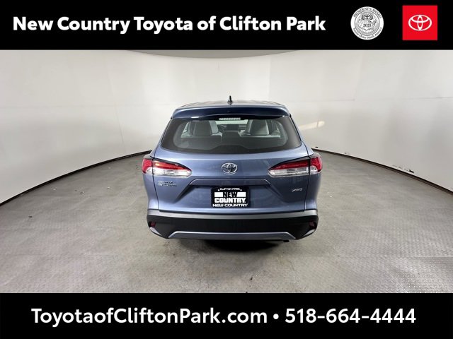 Used 2023 Toyota Corolla Cross L image 4