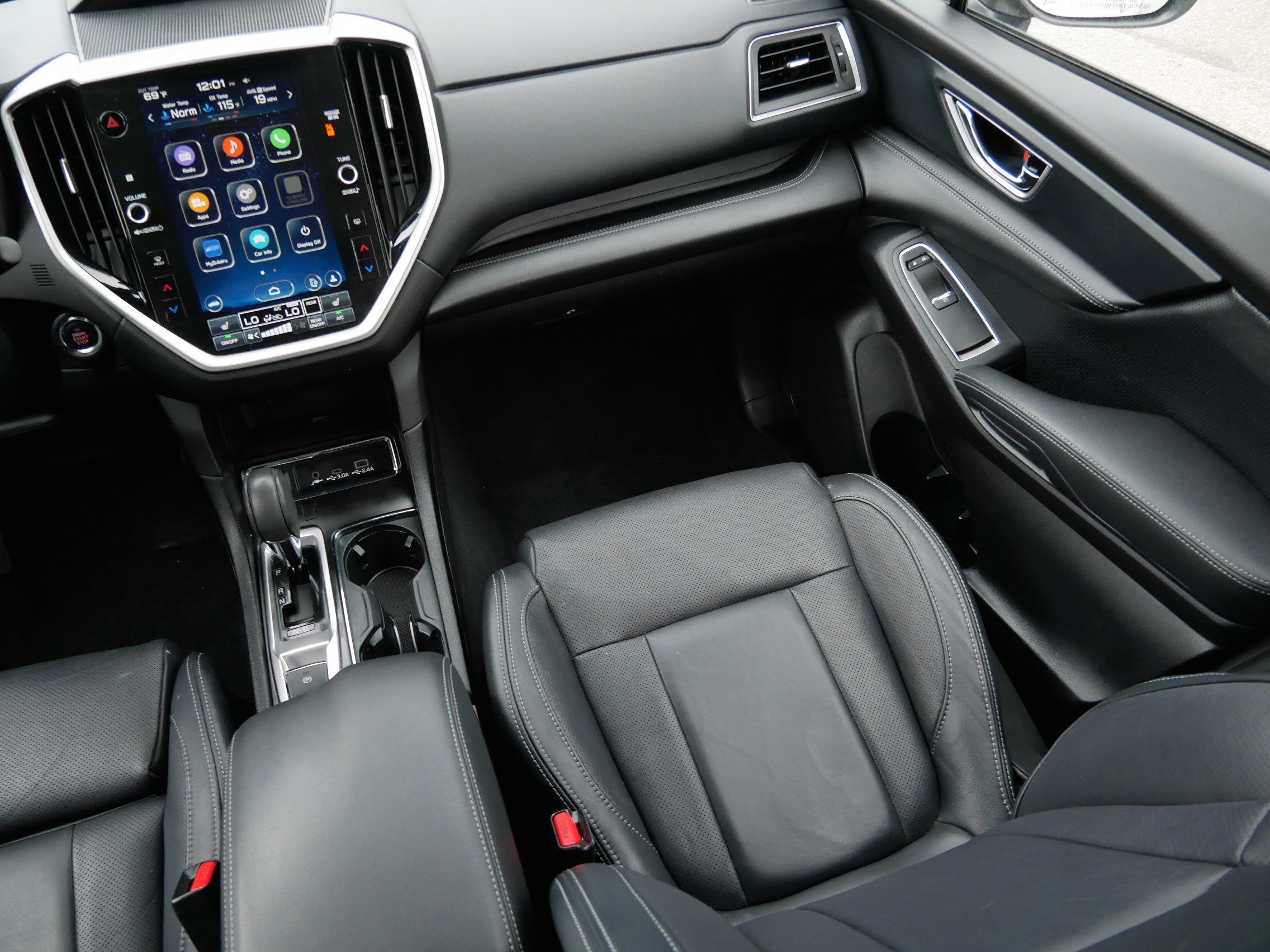 Used 2023 Subaru Ascent Limited image 11