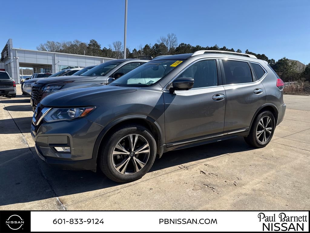 Used 2017 Nissan Rogue SL image 4