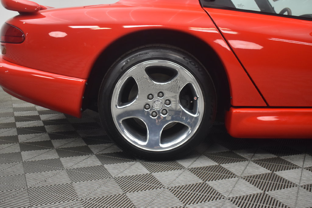 Used 2002 Dodge Viper RT/10 RWD image 23