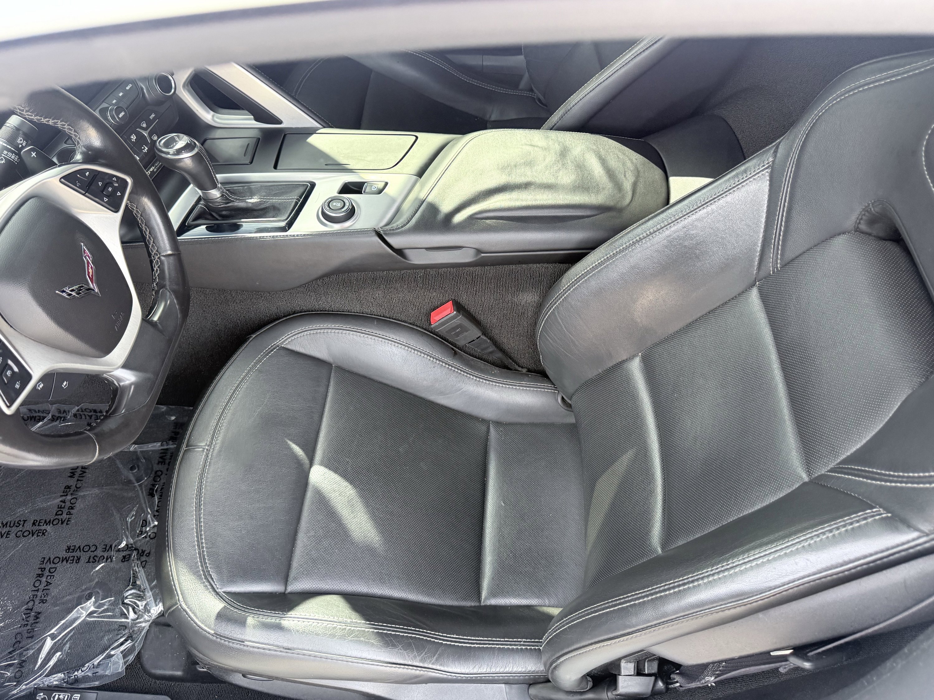 Used 2017 Chevrolet Corvette Z51 1LT w/ Carbon Flash Badge Package image 27