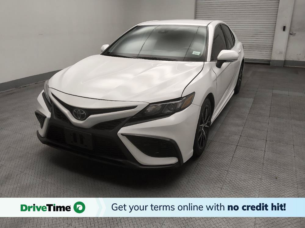 Used 2024 Toyota Camry SE