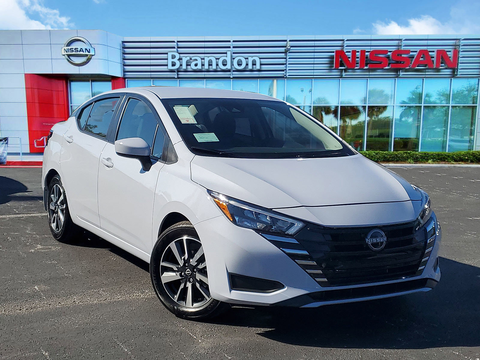 New 2025 Nissan Versa SV