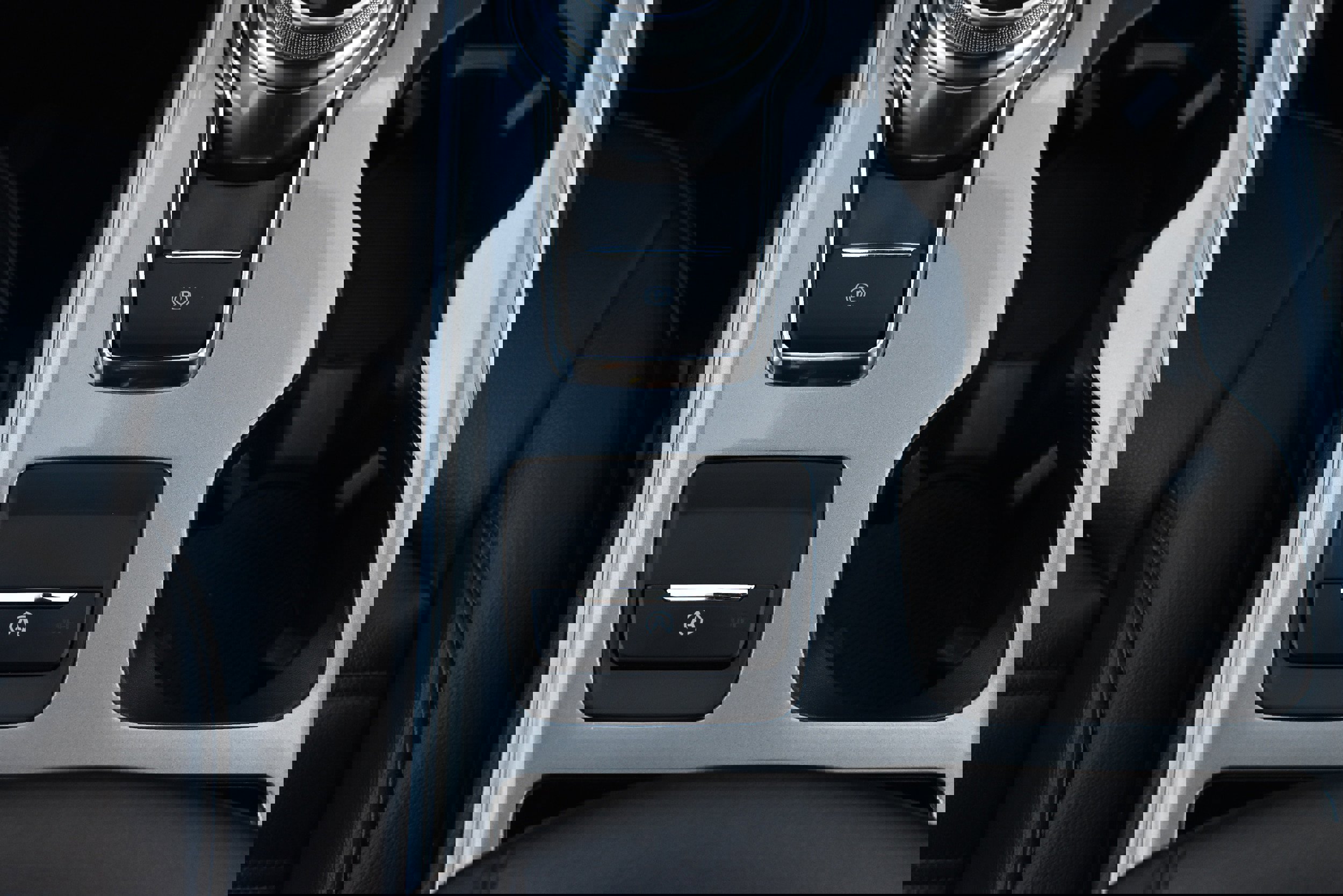 Used 2024 Ford Edge SEL image 19