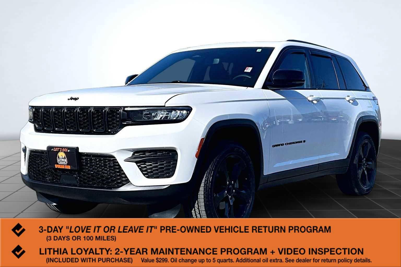 Used 2023 Jeep Grand Cherokee Altitude image 1