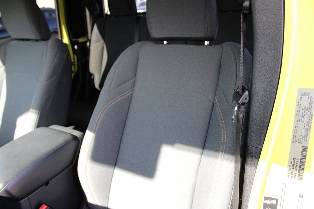 Used 2024 Jeep Gladiator Sport image 22