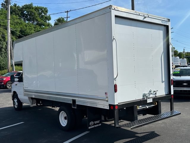 New 2026 Ford E-450 and Econoline 450 Super Duty w/ Power Equipment Group RWD image 28