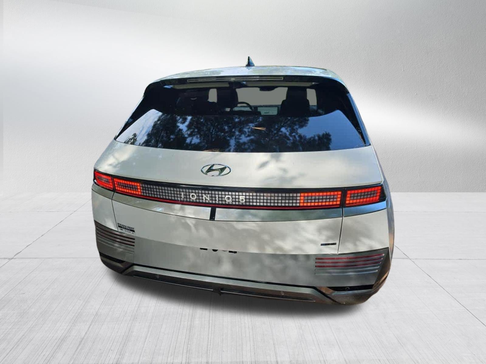 Used 2024 Hyundai Ioniq 5 Limited AWD/4WD image 6