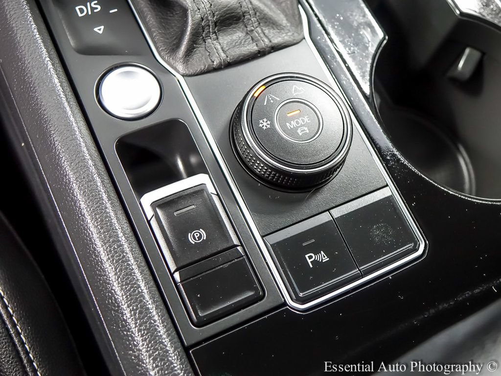 Used 2020 Volkswagen Atlas Cross Sport SEL AWD/4WD image 19