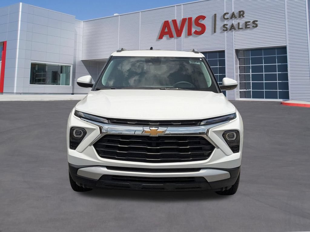 Used 2025 Chevrolet TrailBlazer LT AWD/4WD image 10