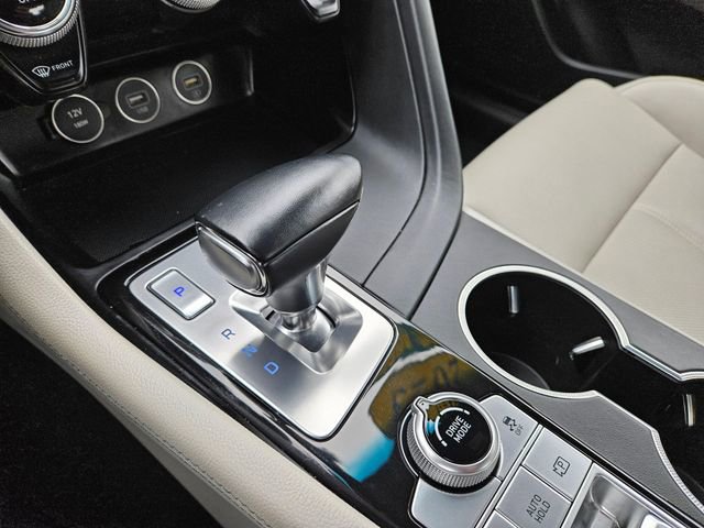 Used 2023 Genesis G70 2.0T image 30