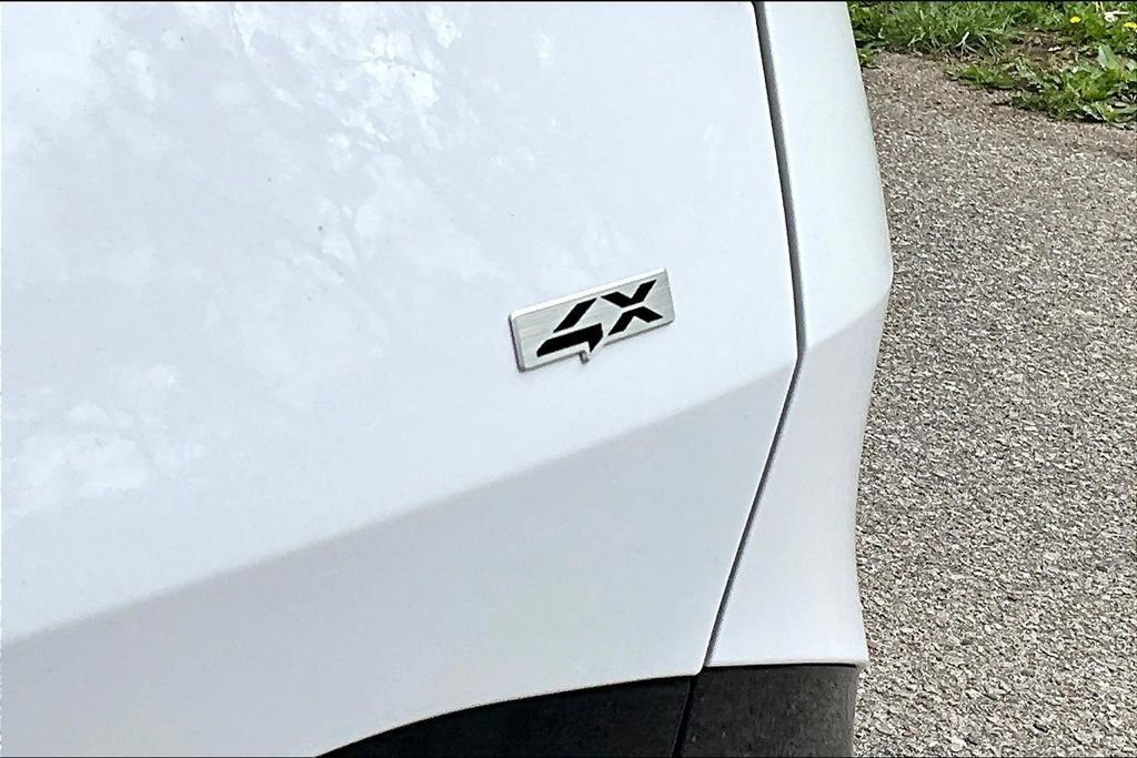 New 2026 Kia Sportage SX AWD/4WD image 9