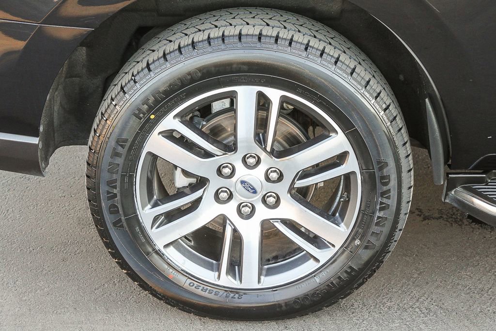 Used 2023 Ford Expedition Limited RWD image 13