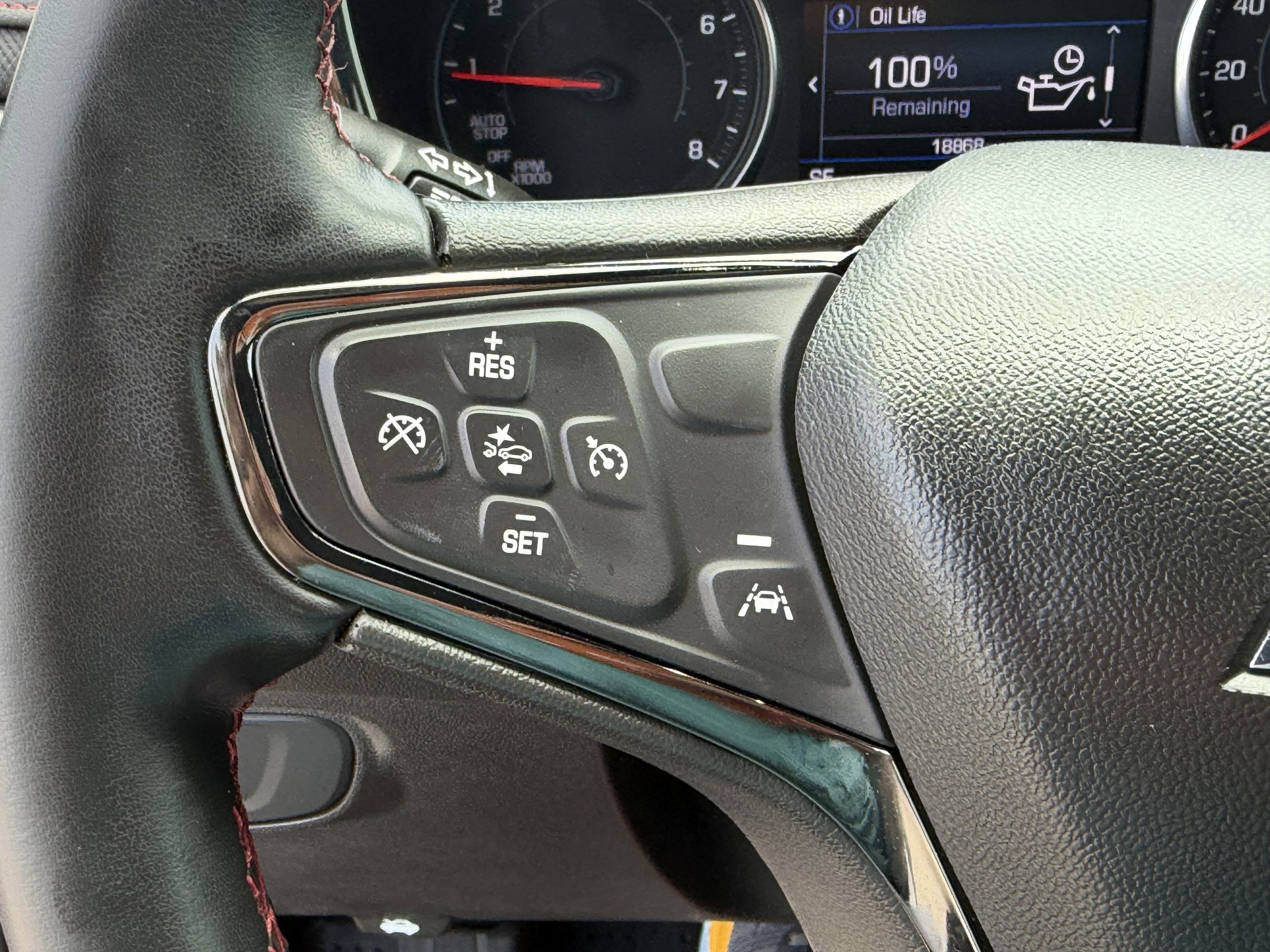 Used 2023 Chevrolet Equinox RS w/ LPO, Floor Liner Package FWD image 19