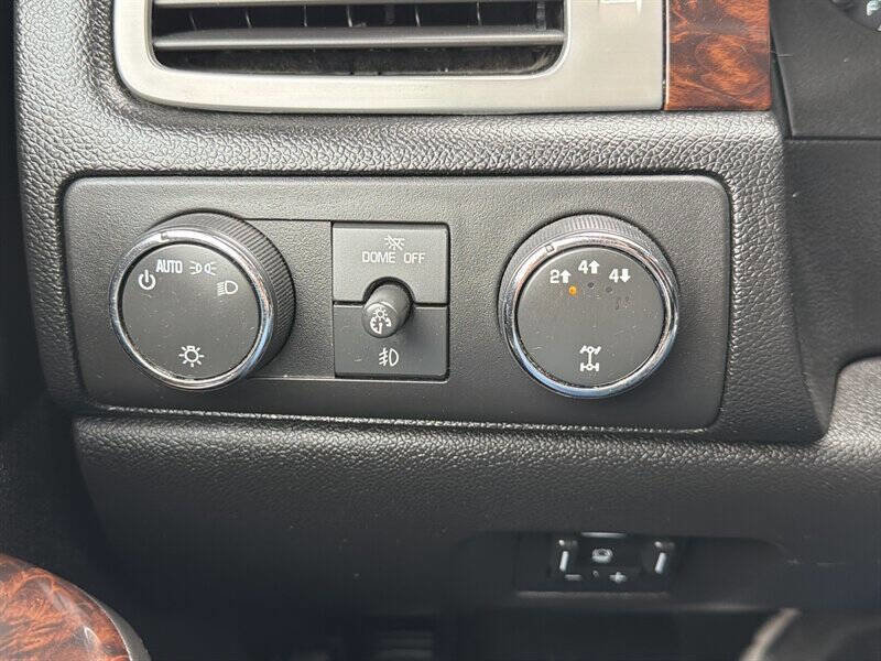 Used 2013 GMC Sierra 3500 Denali image 30