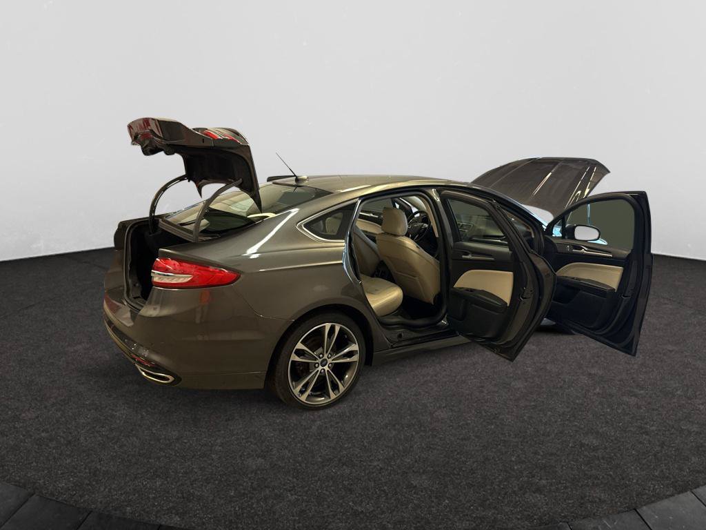 Used 2017 Ford Fusion Titanium AWD/4WD image 14
