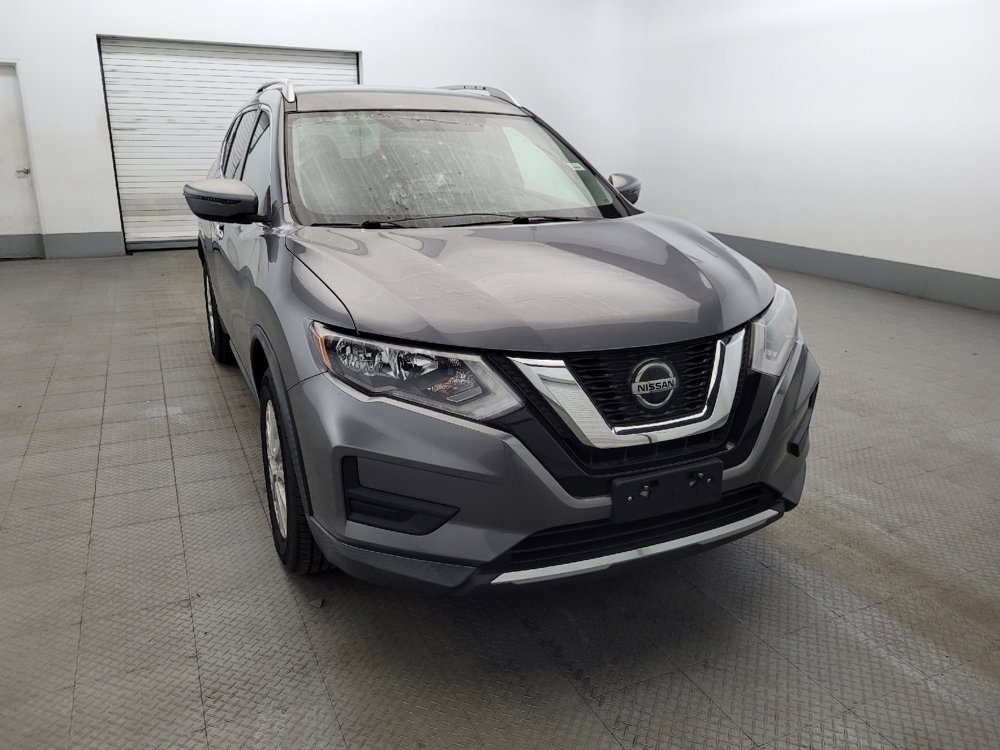 Used 2018 Nissan Rogue SV image 14