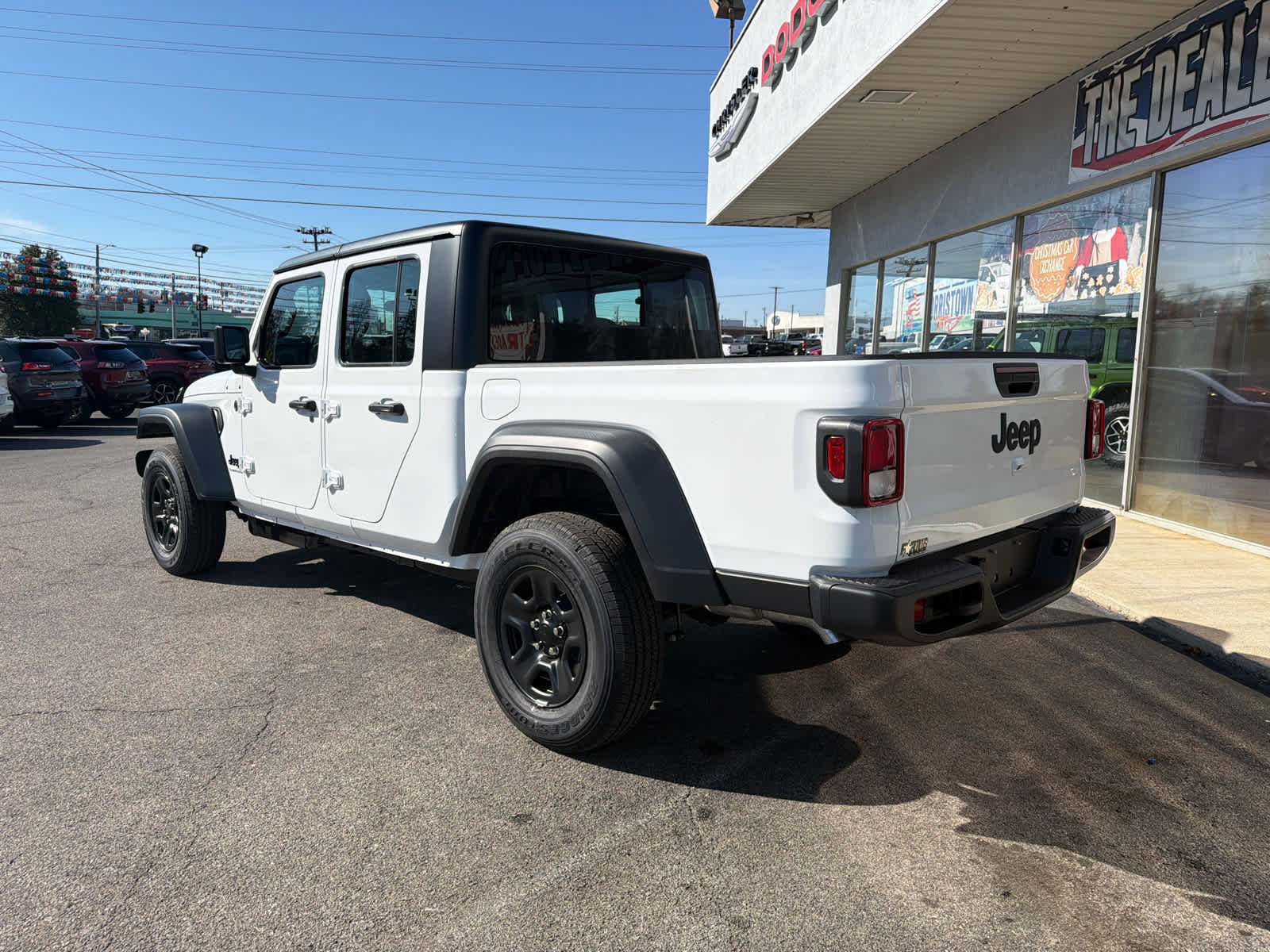 New 2026 Jeep Gladiator Sport image 9