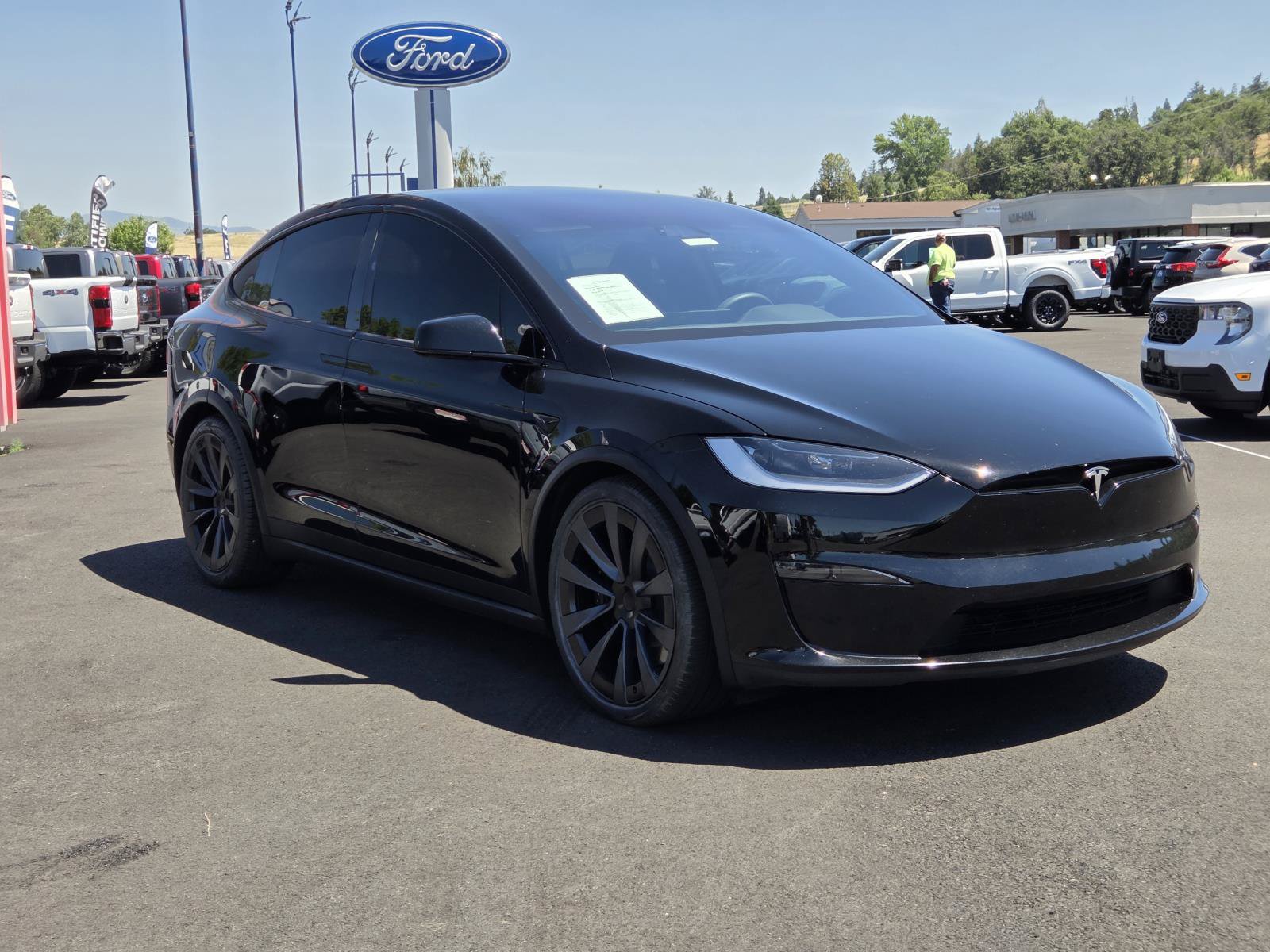 Used 2025 Tesla Model X AWD/4WD image 3