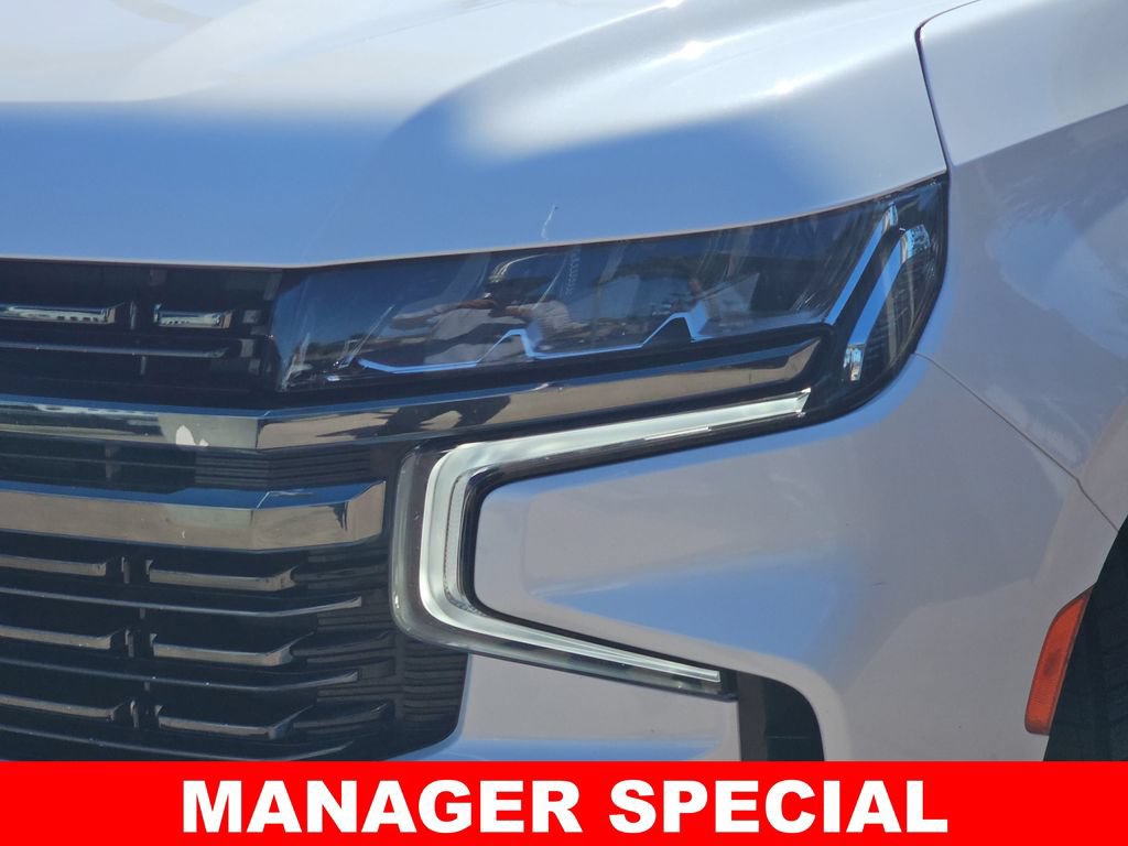Used 2021 Chevrolet Suburban RST AWD/4WD image 34
