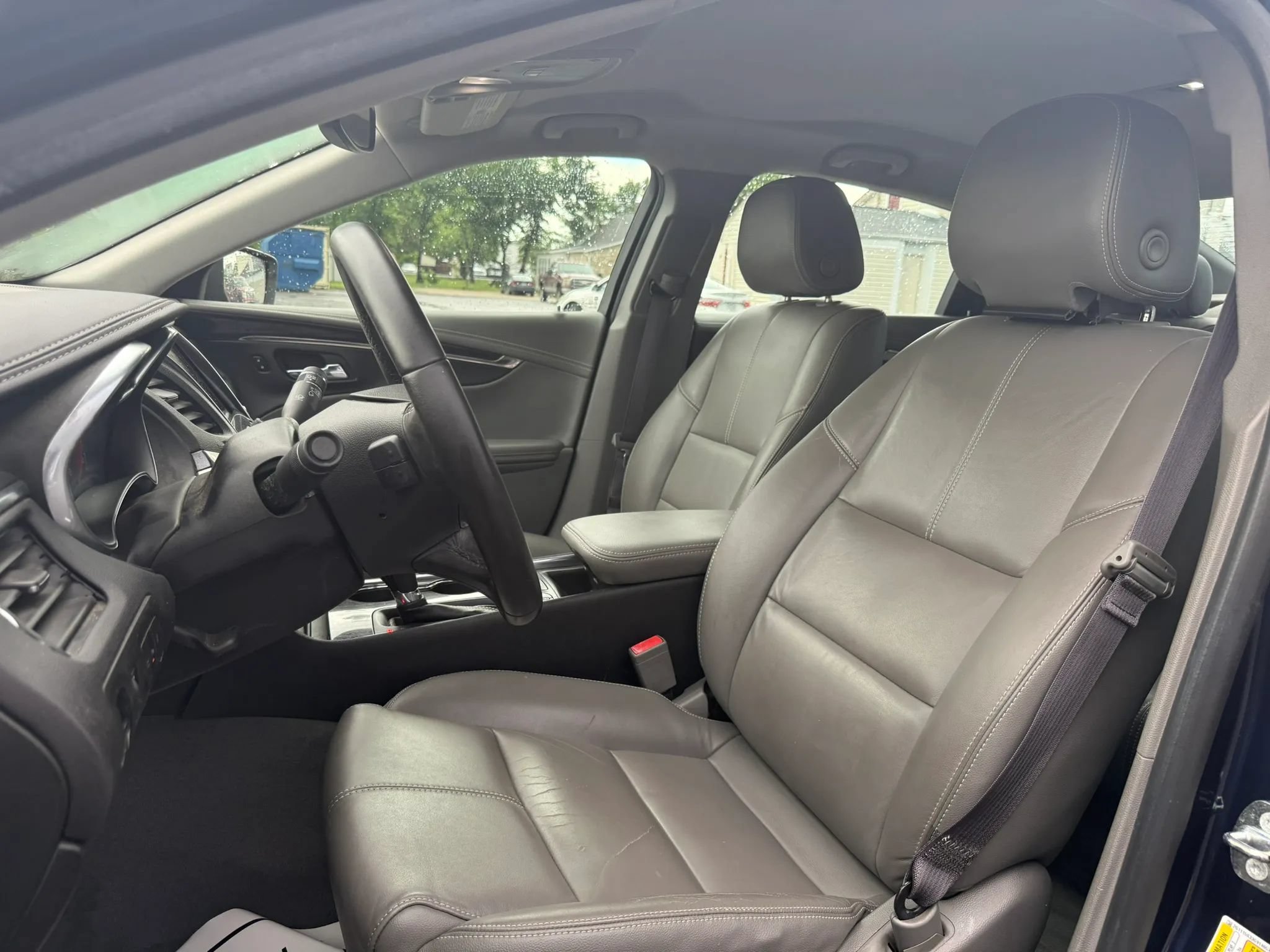 Used 2016 Chevrolet Impala LT w/ Leather Package FWD image 14
