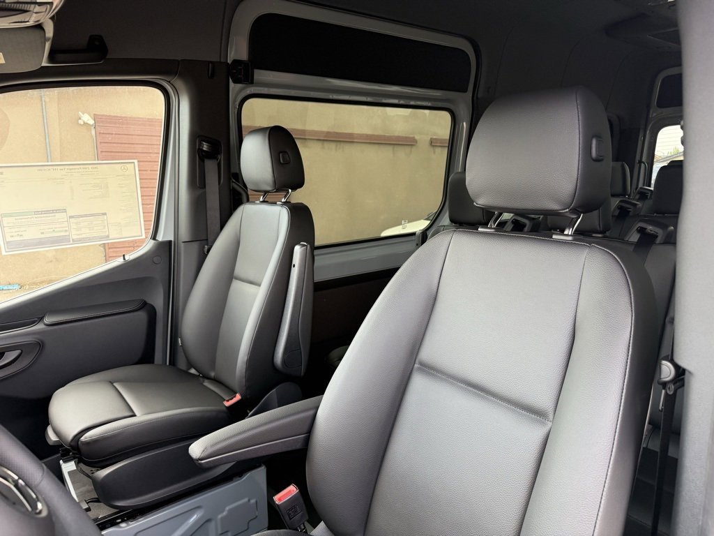 New 2025 Mercedes-Benz Sprinter 2500 image 20