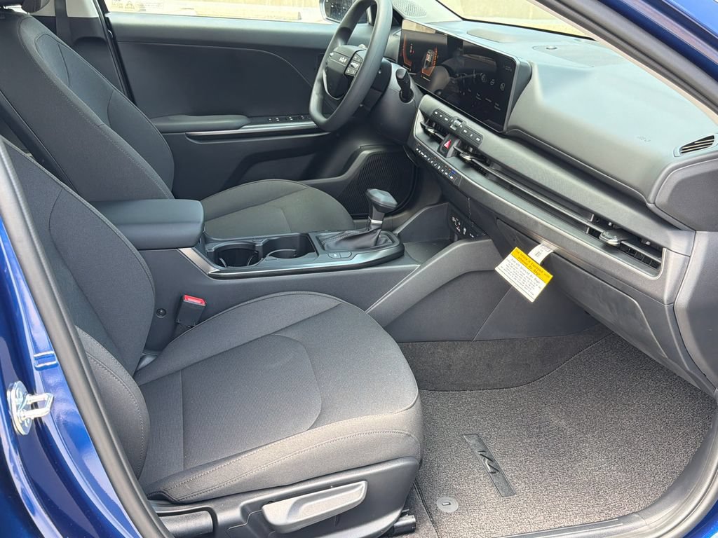 New 2026 Kia K4 FWD image 10