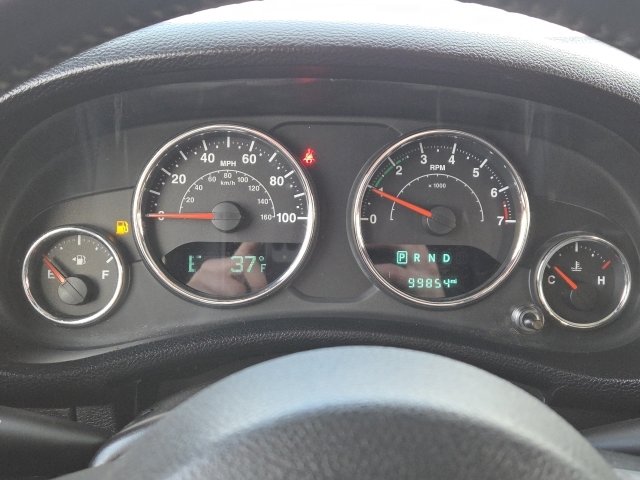 Used 2014 Jeep Wrangler Unlimited Rubicon w/ Connectivity Group image 16