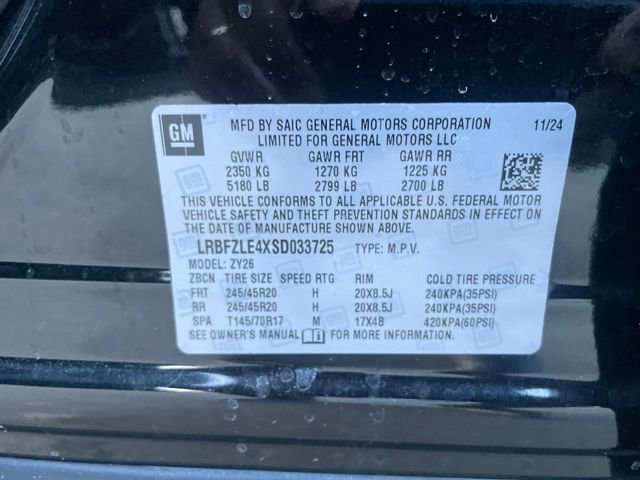 Certified 2025 Buick Envision Sport Touring image 29