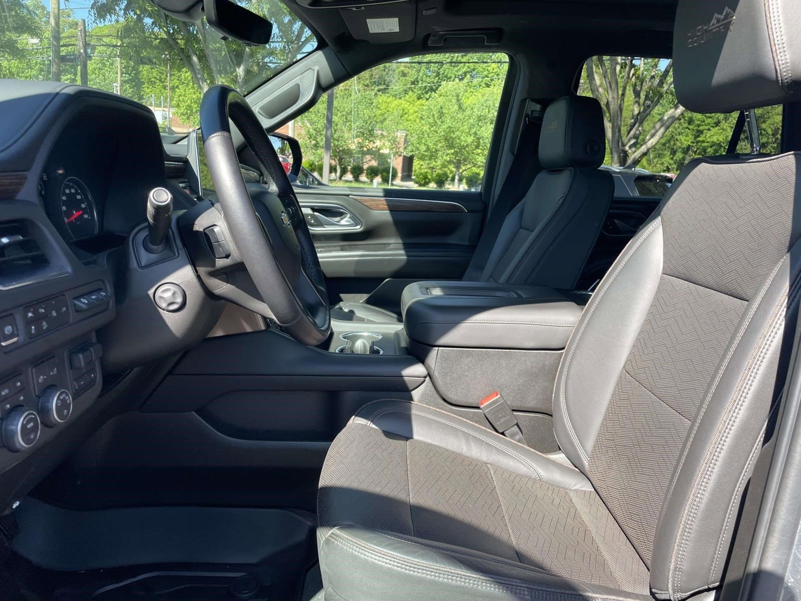 Used 2021 Chevrolet Tahoe High Country AWD/4WD image 25