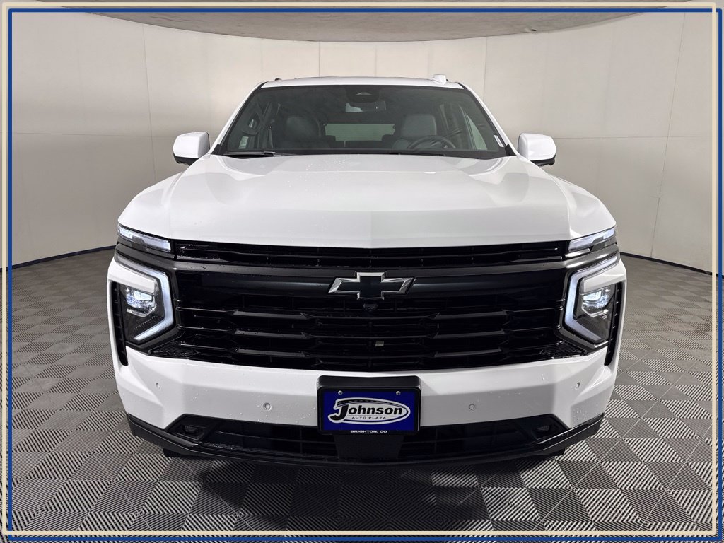 New 2026 Chevrolet Suburban RST w/ RST Capability Package AWD/4WD image 3