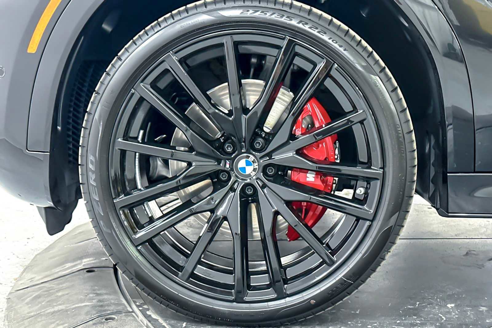New 2026 BMW X6 xDrive40i w/ Climate Comfort Package image 25