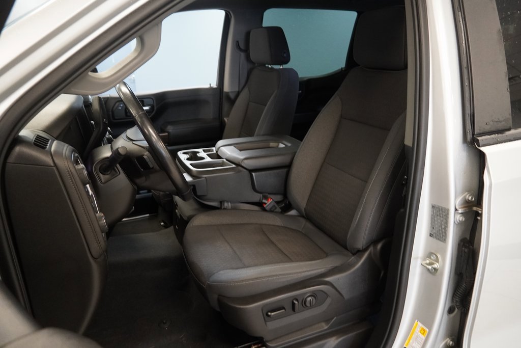 Used 2019 Chevrolet Silverado 1500 LT image 3